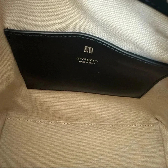 Givenchy Antigona Mini Leather Tote - Picture 5 of 8